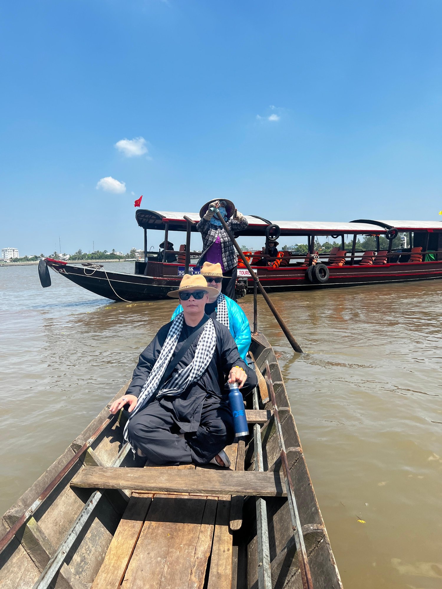 BOAT-RIDING-IN-MEKONG-RIVER